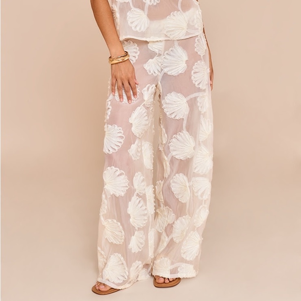 Petite Cream Sheer Shell Applique Wide Leg Pants